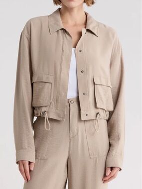Splendid Breck Crepe Shirt Jacket Womens Small Snap Closure Tan Beige